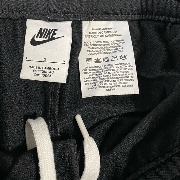 Nike | Girl’s Tracksuit - Picture 7 of 7